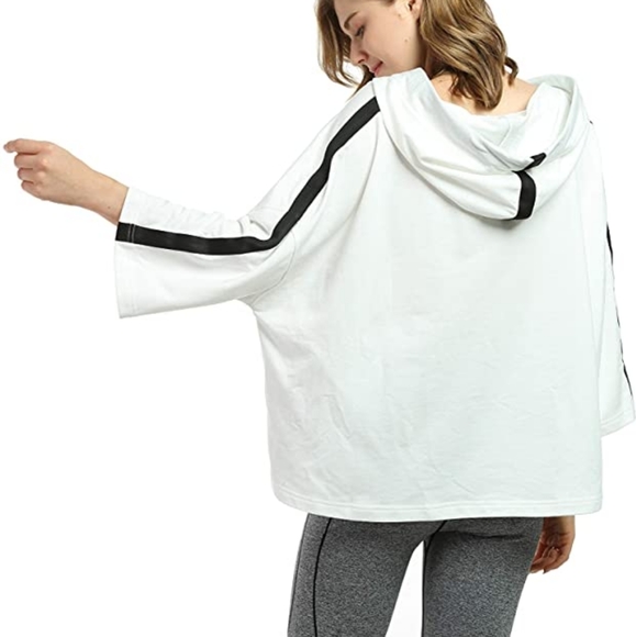 Oversize Crop Sweatshirt 🔥 - Picture 5 of 12